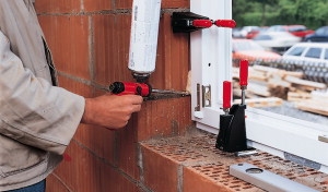 Bessey FRK85 Okenní svorka 40-85 mm