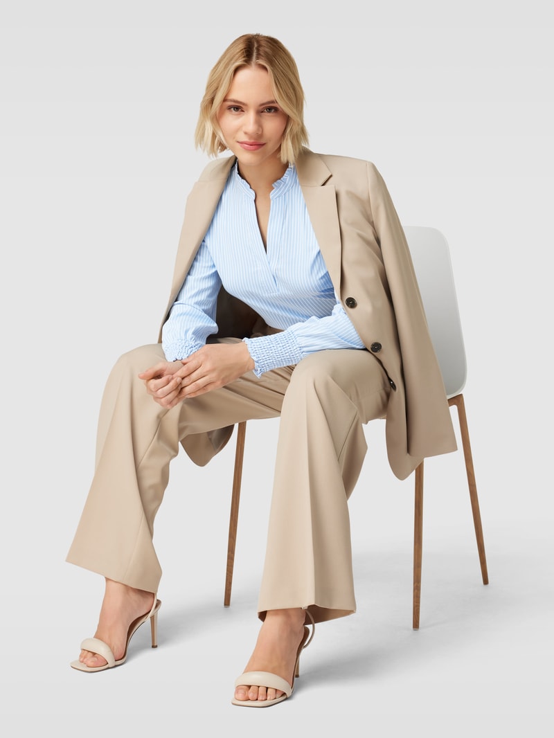Bluse mit Streifenmuster in hellblau