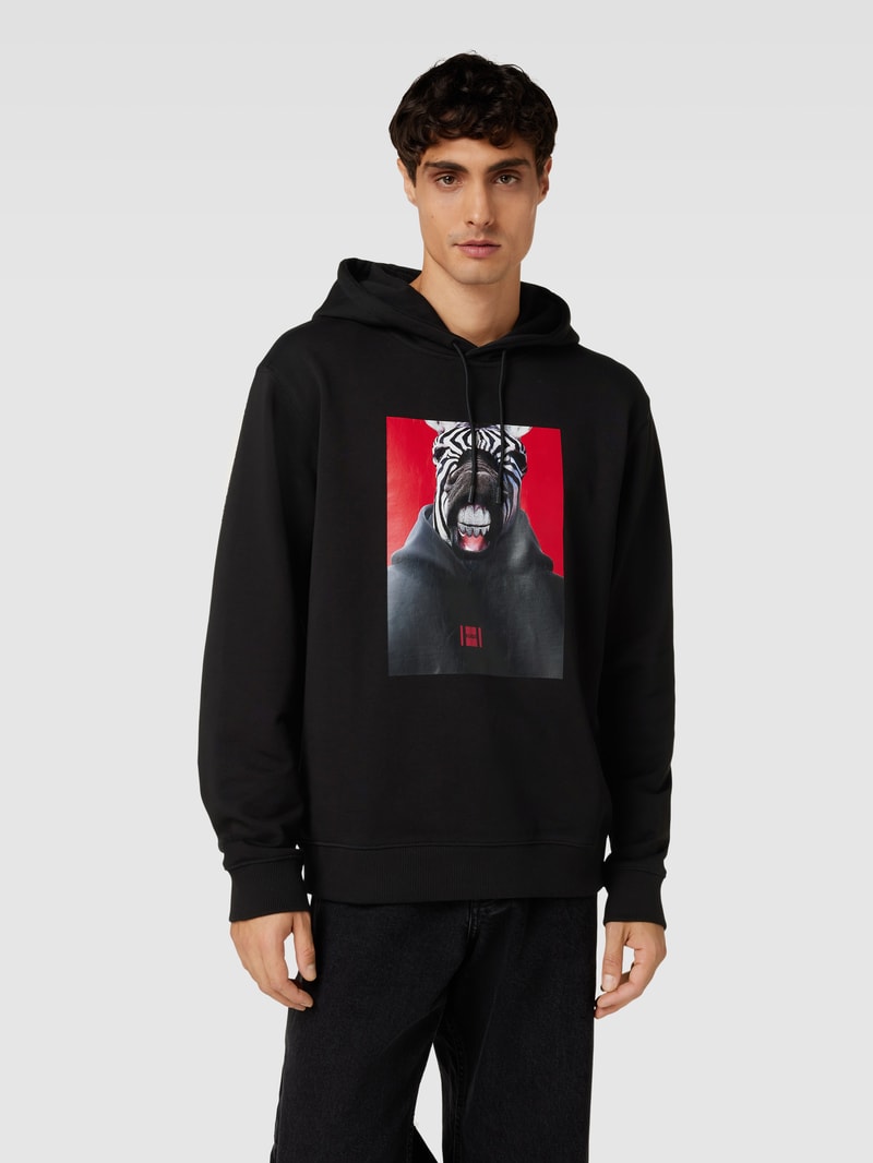 Hoodie mit Motiv-Print Modell 'Debras' in schwarz