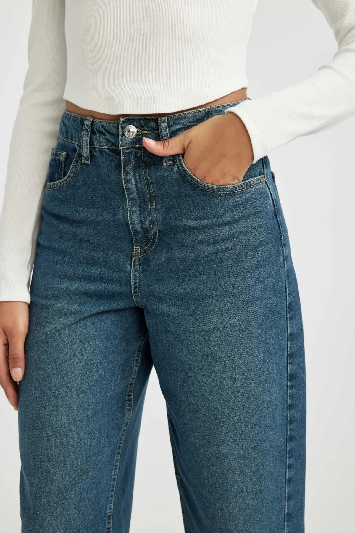 DeFacto  Knöchellange Karotten-Jeans mit hoher Taille