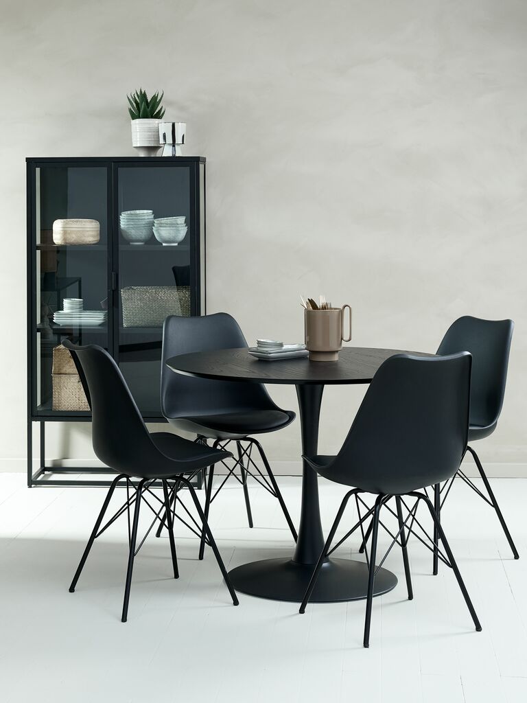 RINGSTED KLARUP RINGSTED Ø100 black table 4 KLARUP black chair