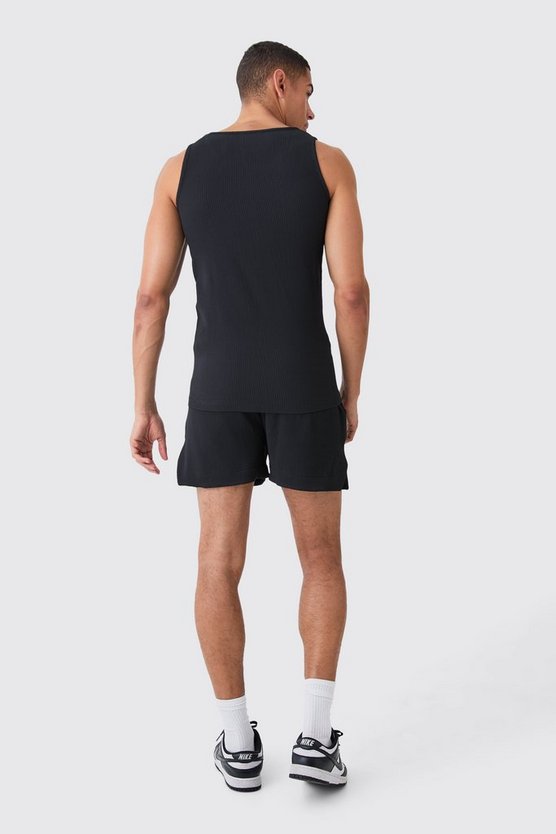 Muscle-Fit Tanktop und Laufshorts