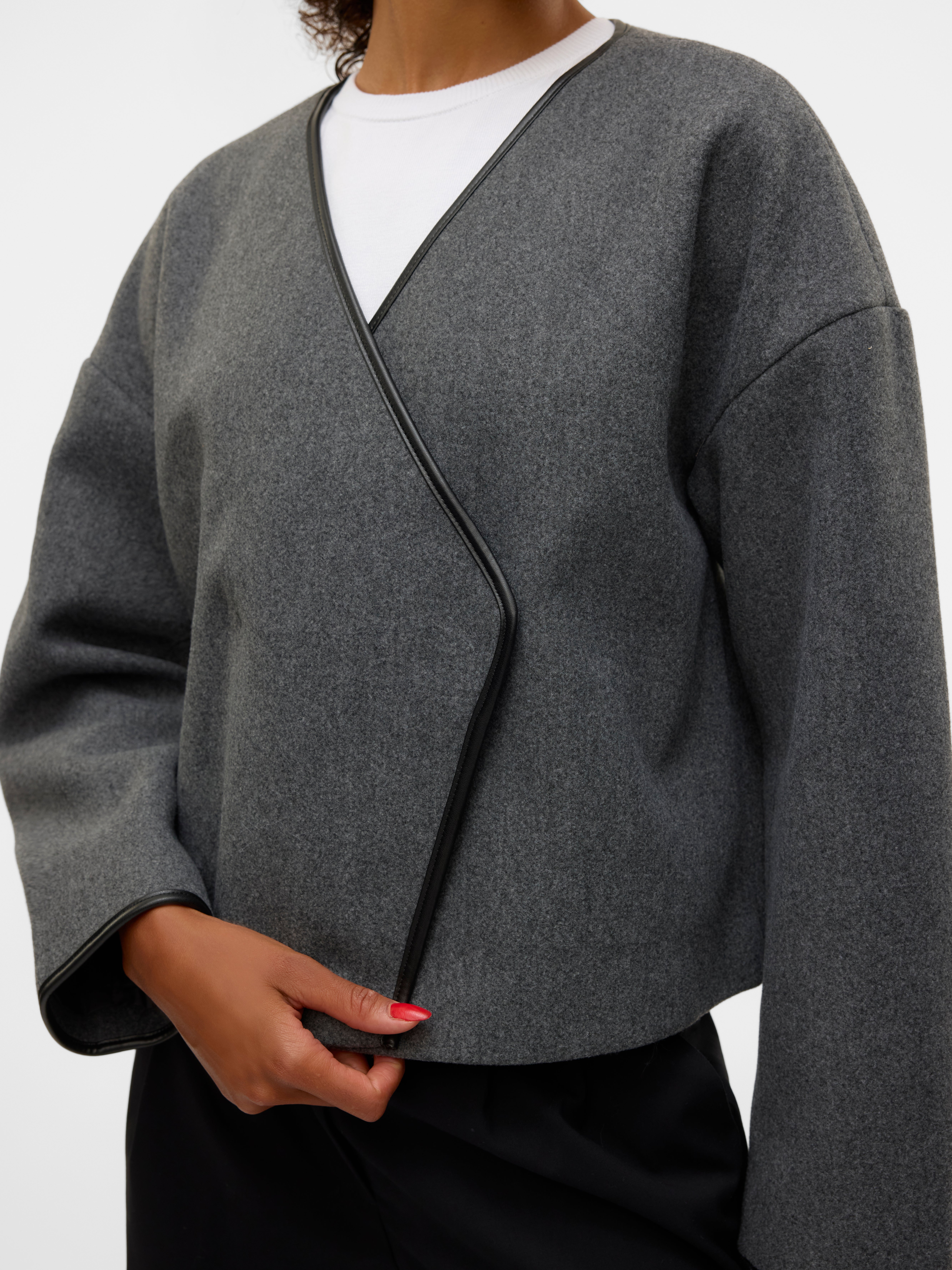 VMCHERRY Leichte Jacke