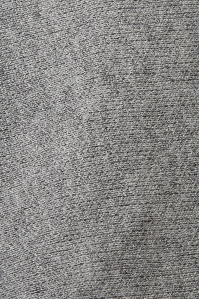 Recycelt: Cardigan mit Fledermausärmeln