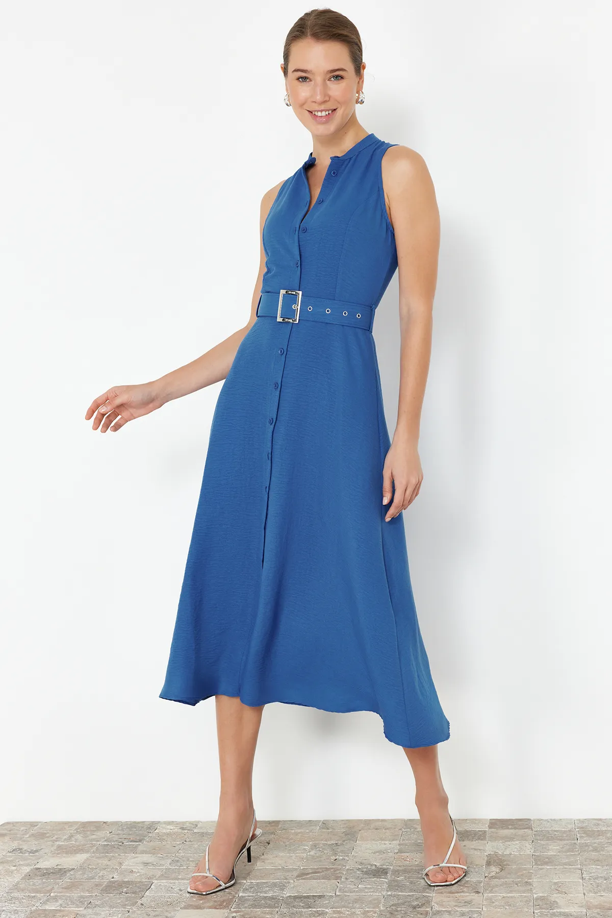 Trendyol Collection  Saks Gewebtes Maxikleid TWOSS23EL01628