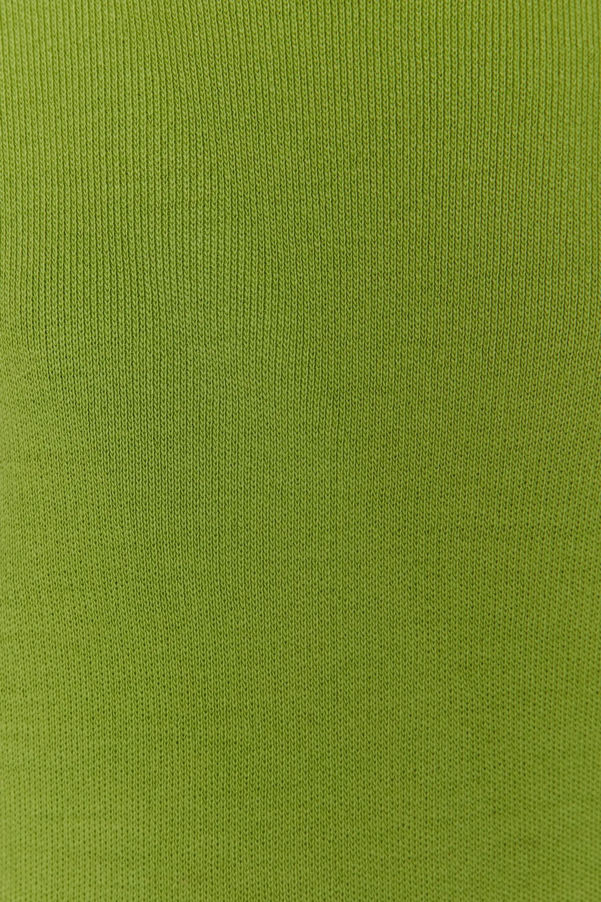 Trendyol Modest  Grüner Strickpullover mit Stehkragen und spanischen Ärmeln TCTAW23AK00002
