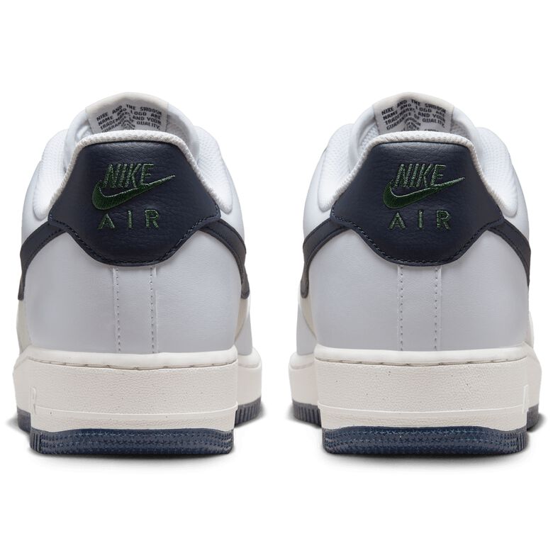 NIKE Air Force 1 '07 