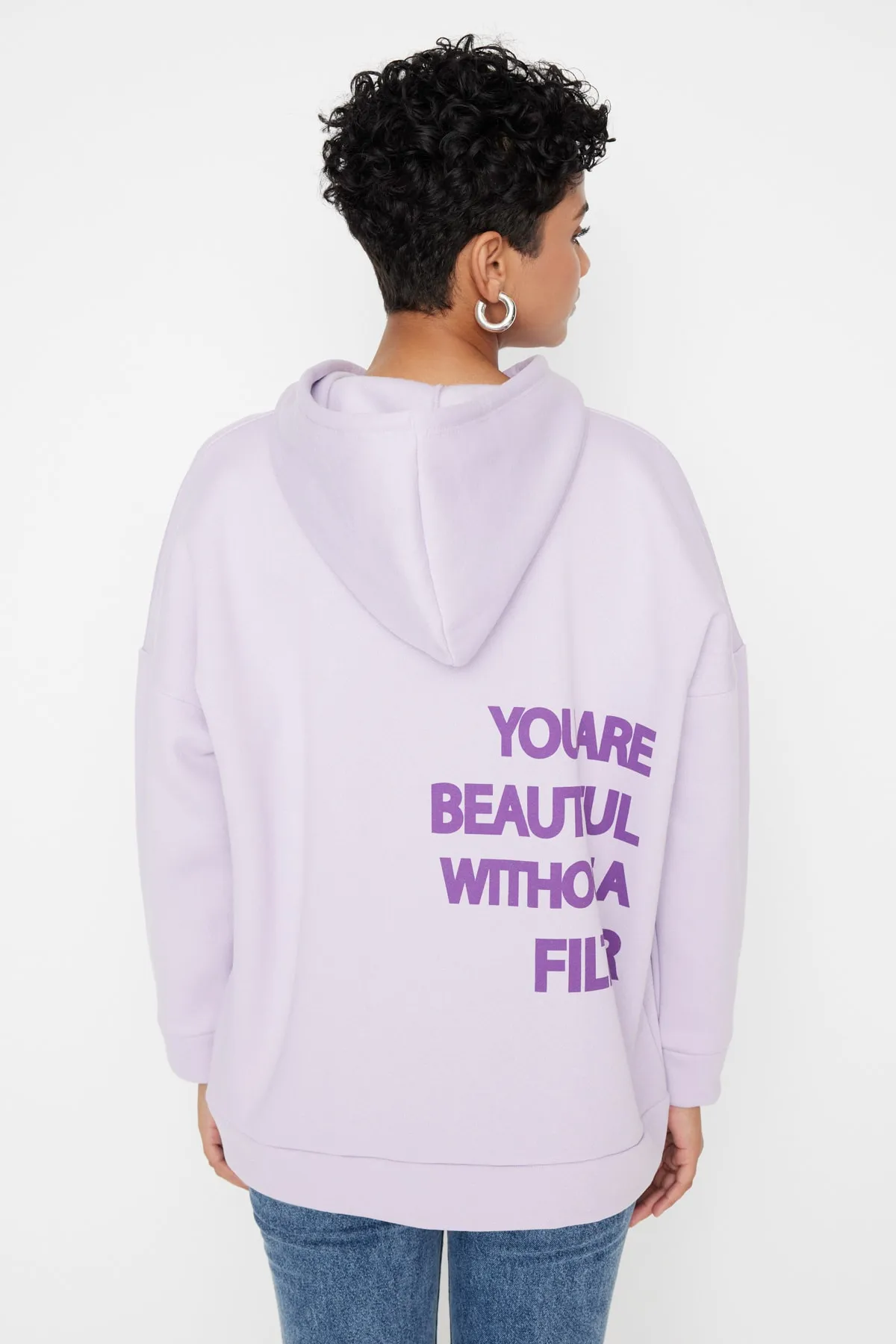 Trendyol Collection  Lila, dicker Fleece-Rücken mit Aufdruck, Oversize/weite Passform, Strick-Sweatshirt TWOAW23SW00904