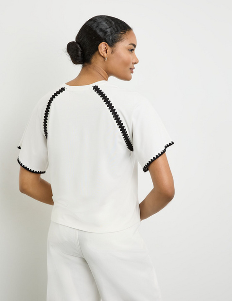 Kurzarmshirt mit dekorativem Kontrast-Stitching