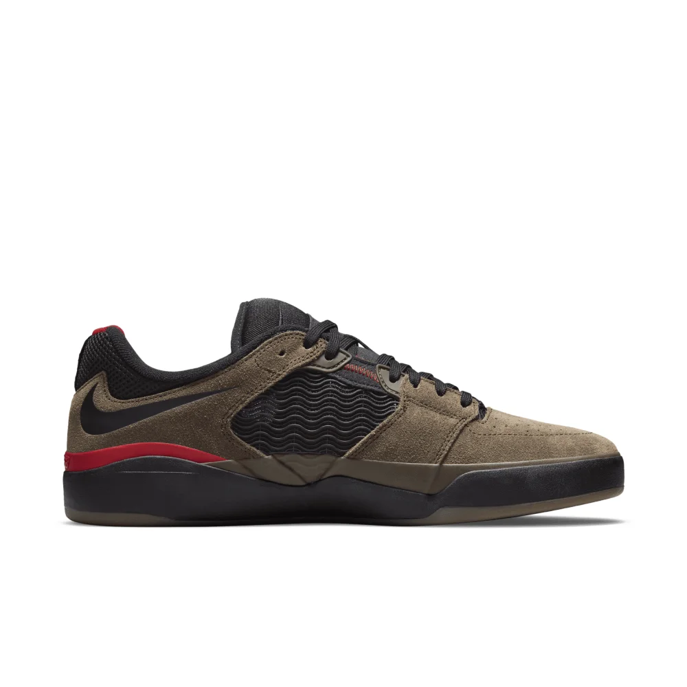 Nike Ishod Wair SB DC7232-300 / grün