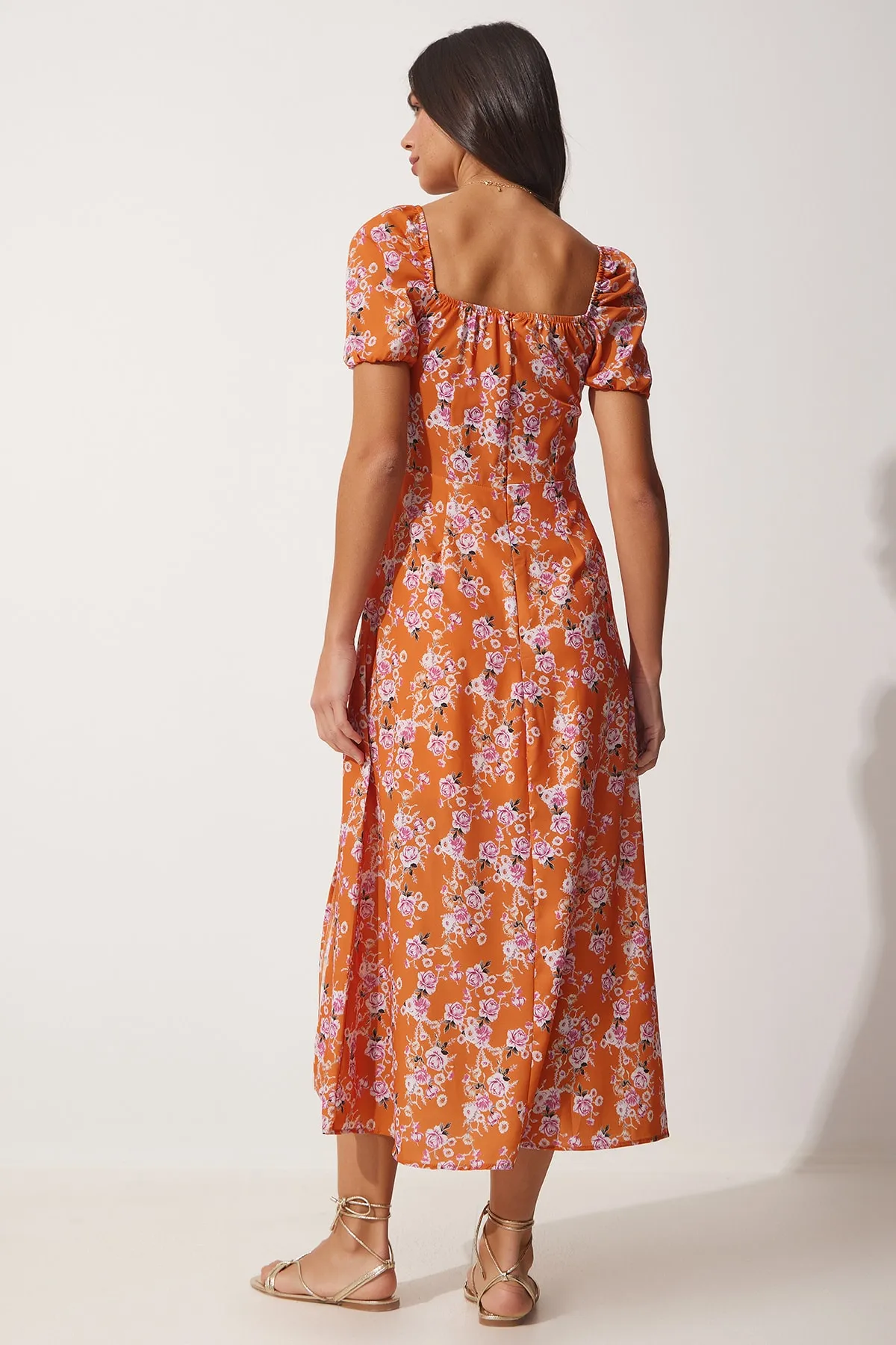Happiness İstanbul  Orangefarbenes Damen-Sommerkleid mit gerafftem Kragen und floraler Satinoberfläche FF00125
