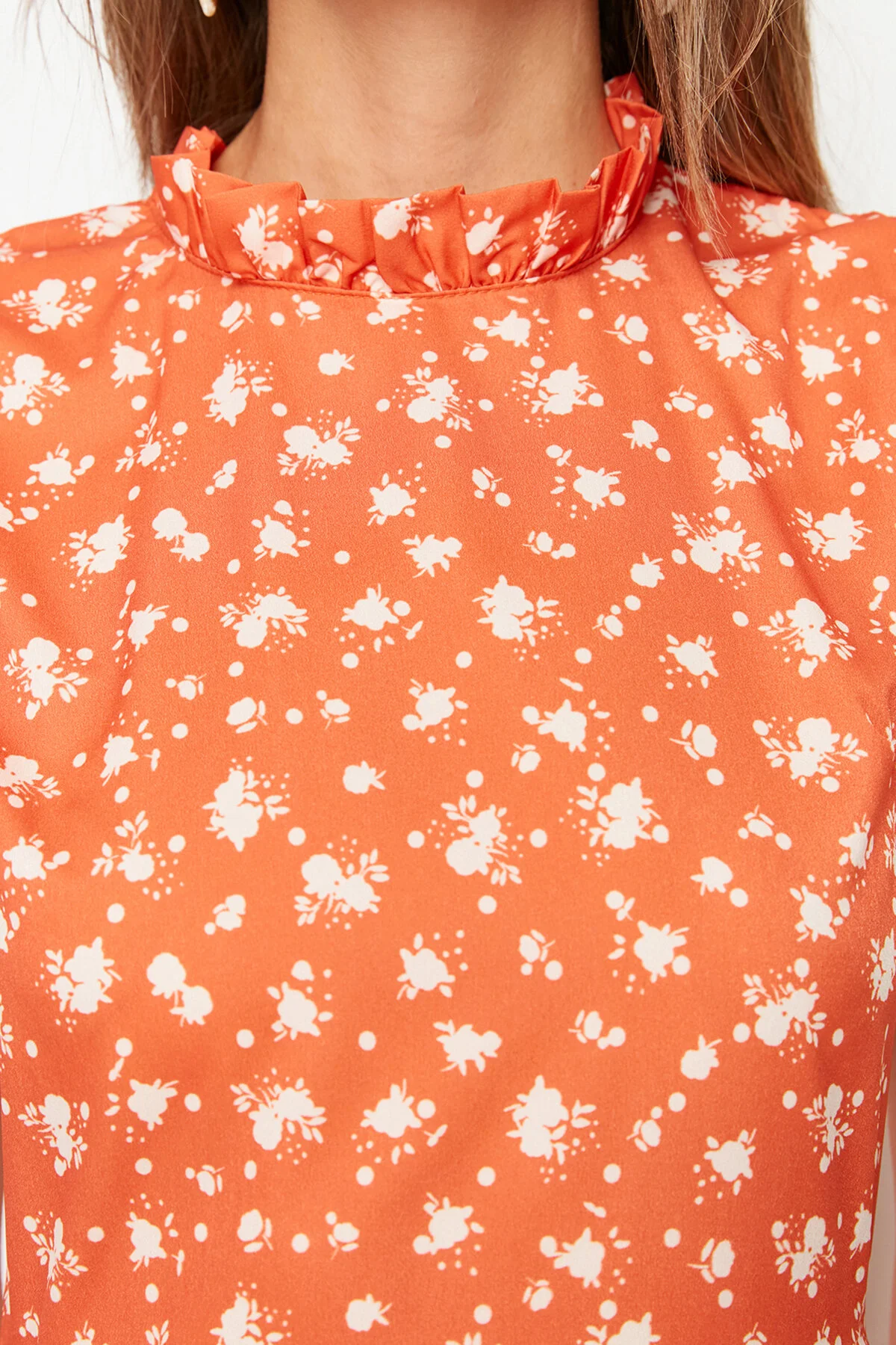 Trendyol Collection  Gefliestes A-Linien-Midikleid mit Blumenmuster TWOSS20EL0894