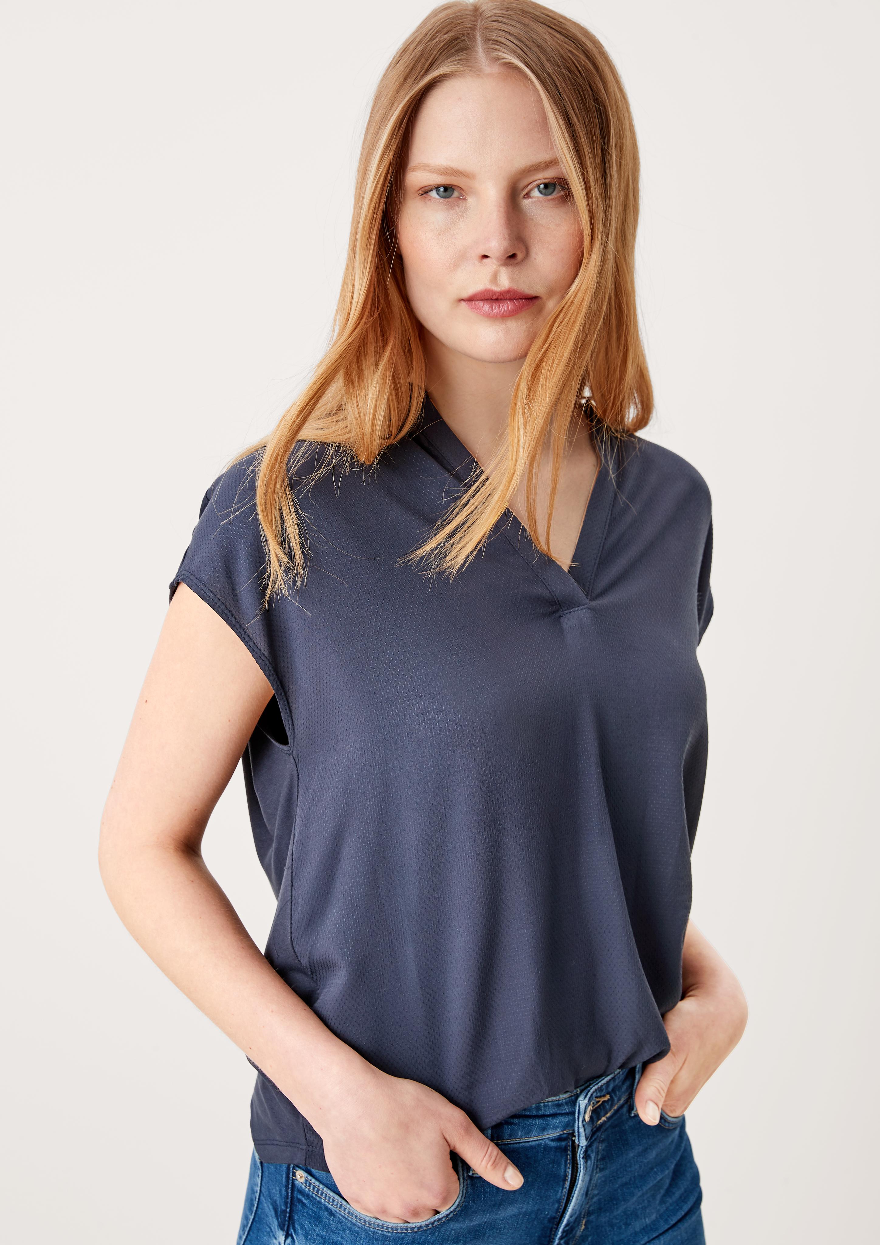 Viskoseshirt mit V-Neck  2112033-5959
