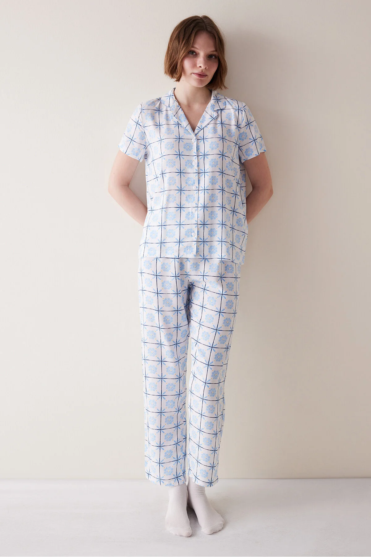 Penti  Base Lily Off-White Hemd-Pyjama-Set