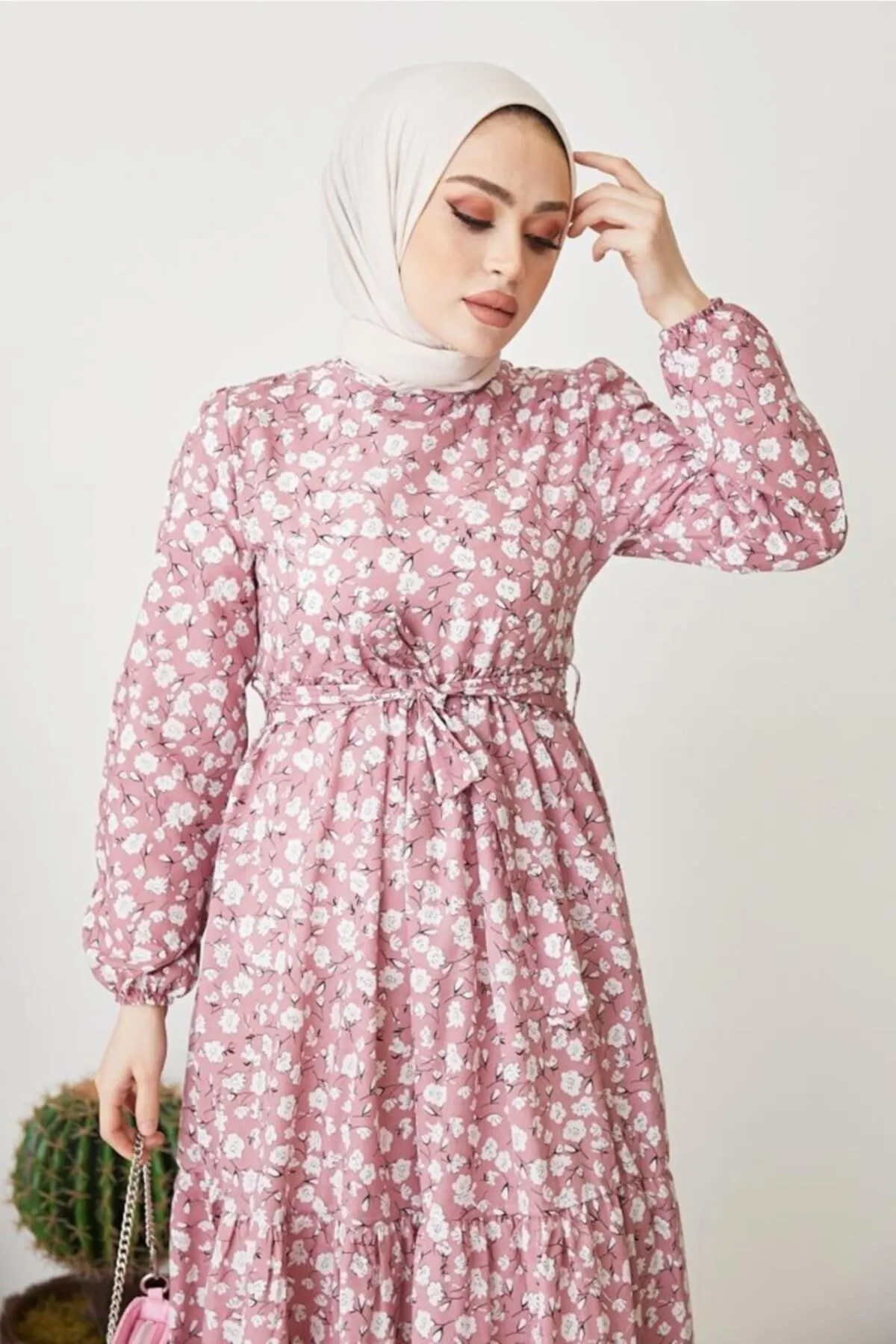 benguen  400 Kleid mit Gänseblümchenmuster