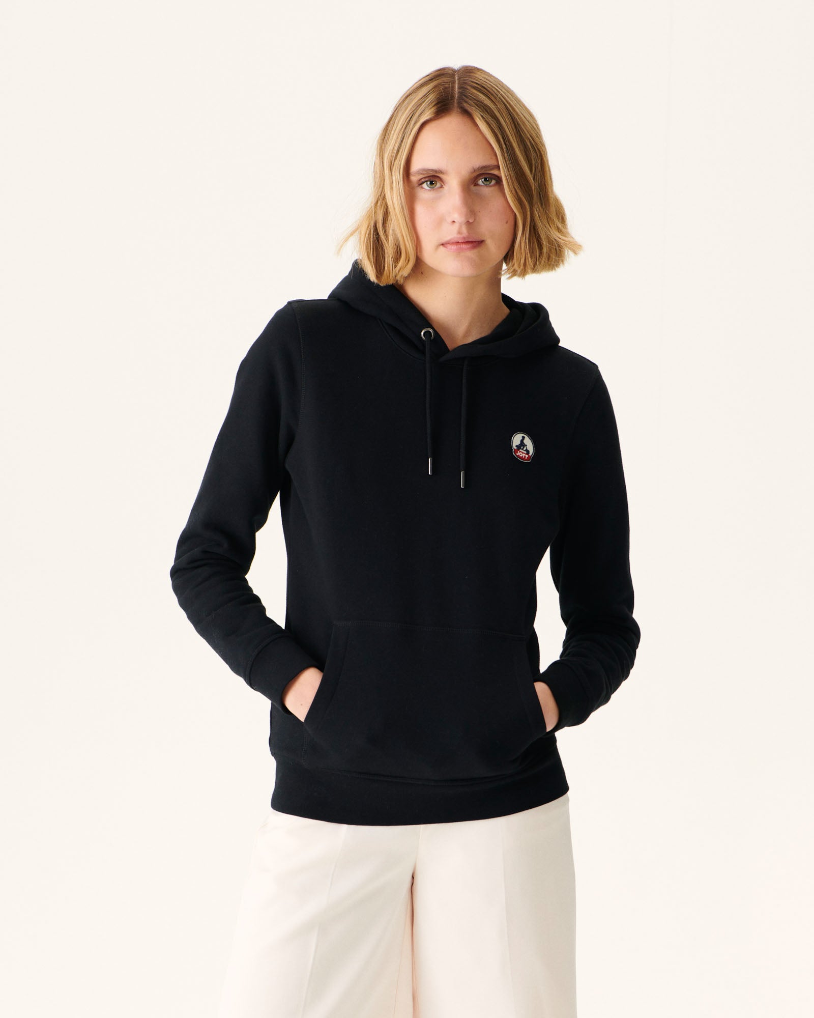 Sweat à capuche femme en coton biologique Noir Livia
