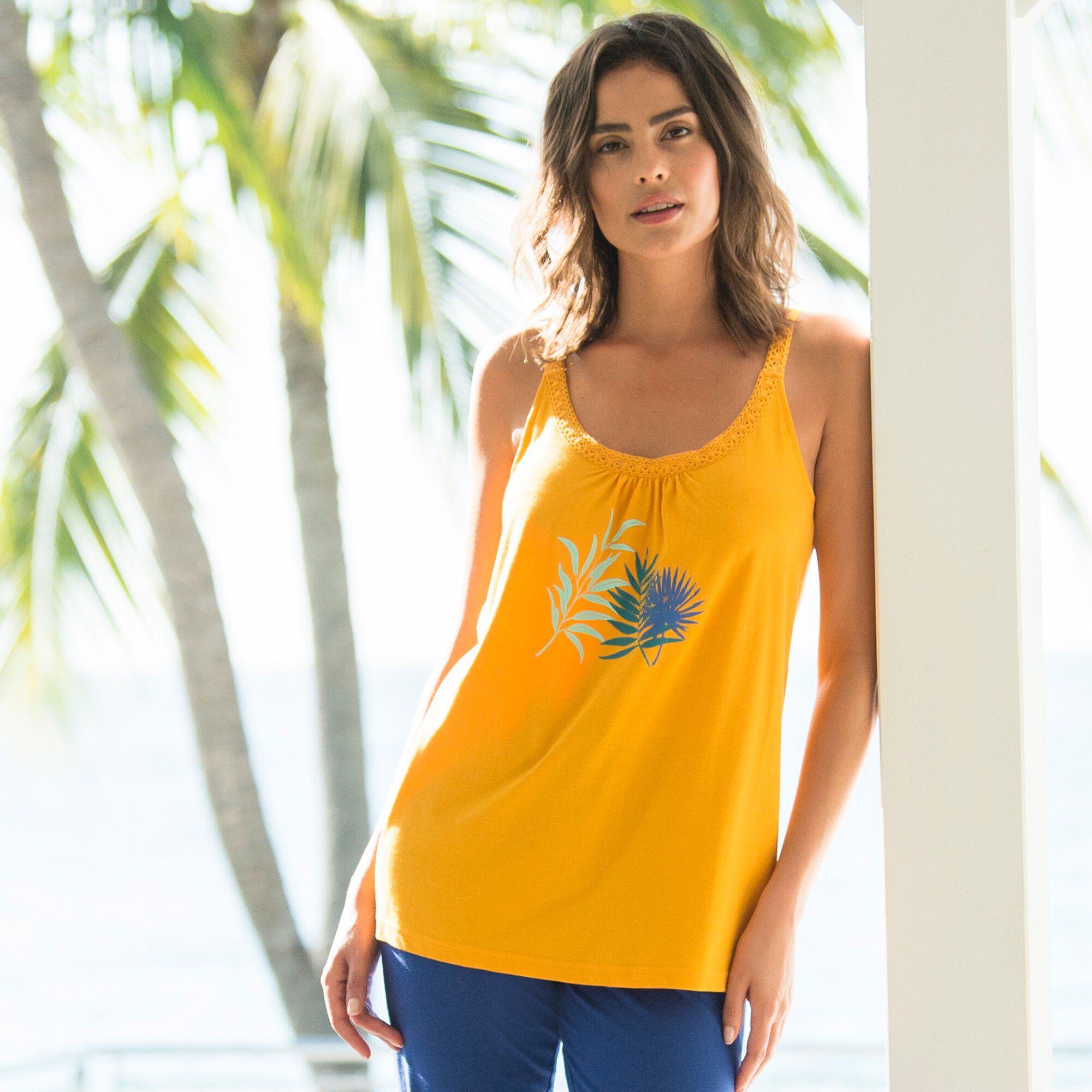 Top de pyjama en coton et macramé