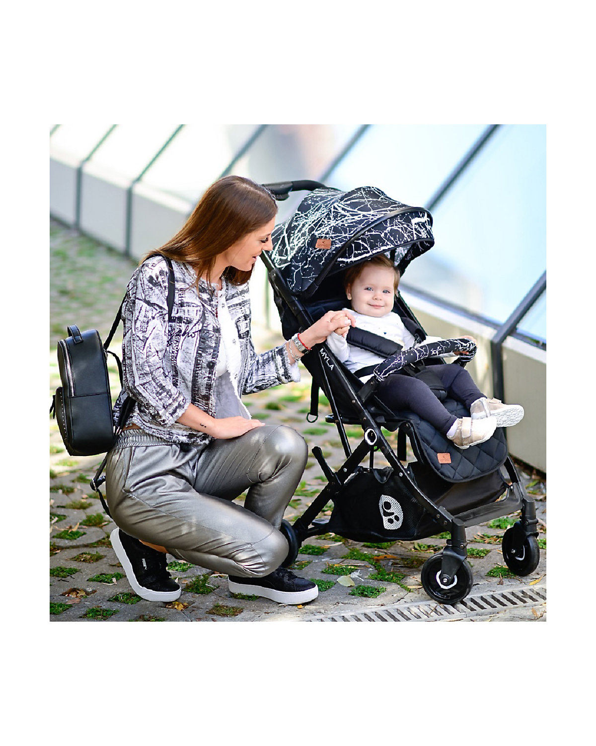 Kinderwagen Myla Aluminiumrahmen Korb Fußsack Buggys