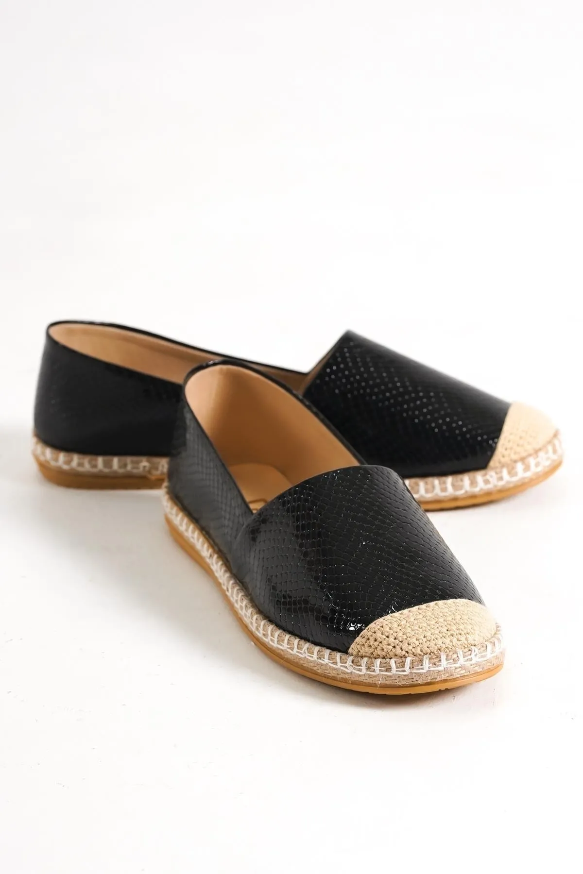 Capone Outfitters  Capone Schwarze Damen-Espadrille