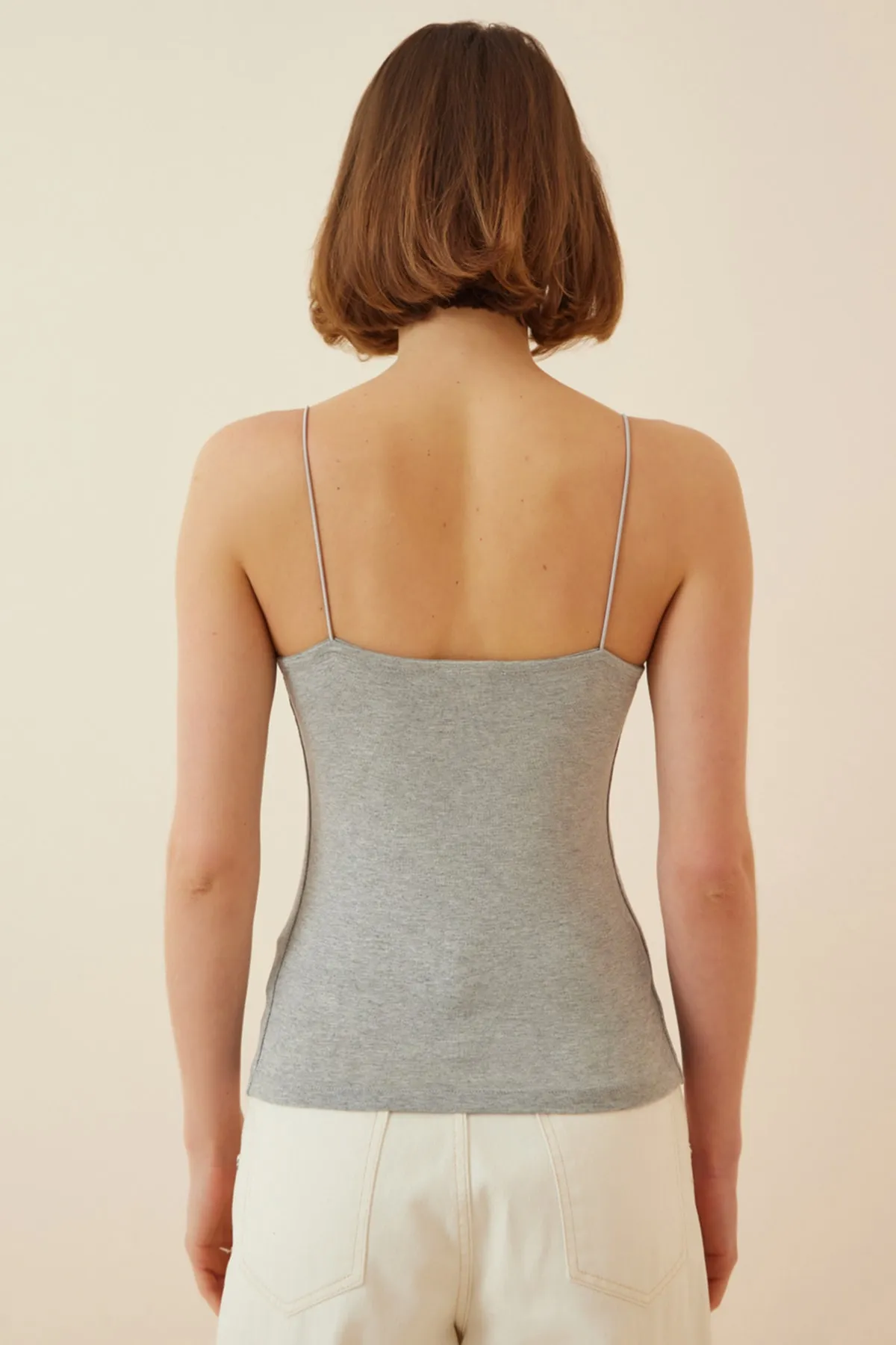 Happiness İstanbul  Zweiteilige Strickbluse mit Seilträgern für Damen in Steingrau und Creme LD00045
