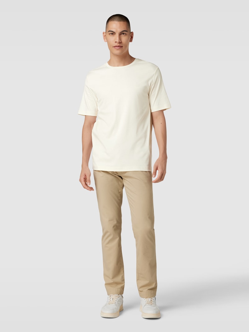 T-Shirt mit Label-Detail Modell 'Tantro' in ecru