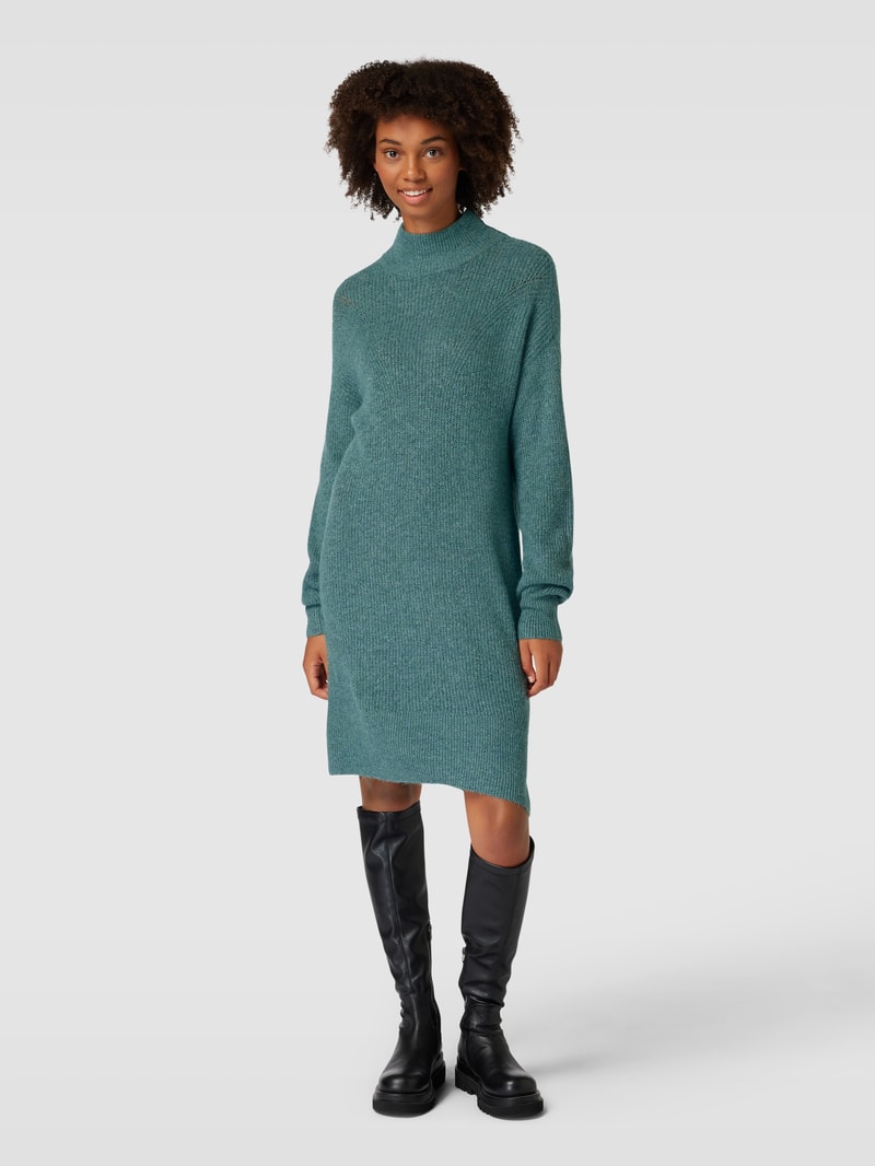 Knielanges Strickkleid mit Turtleneck in schilf