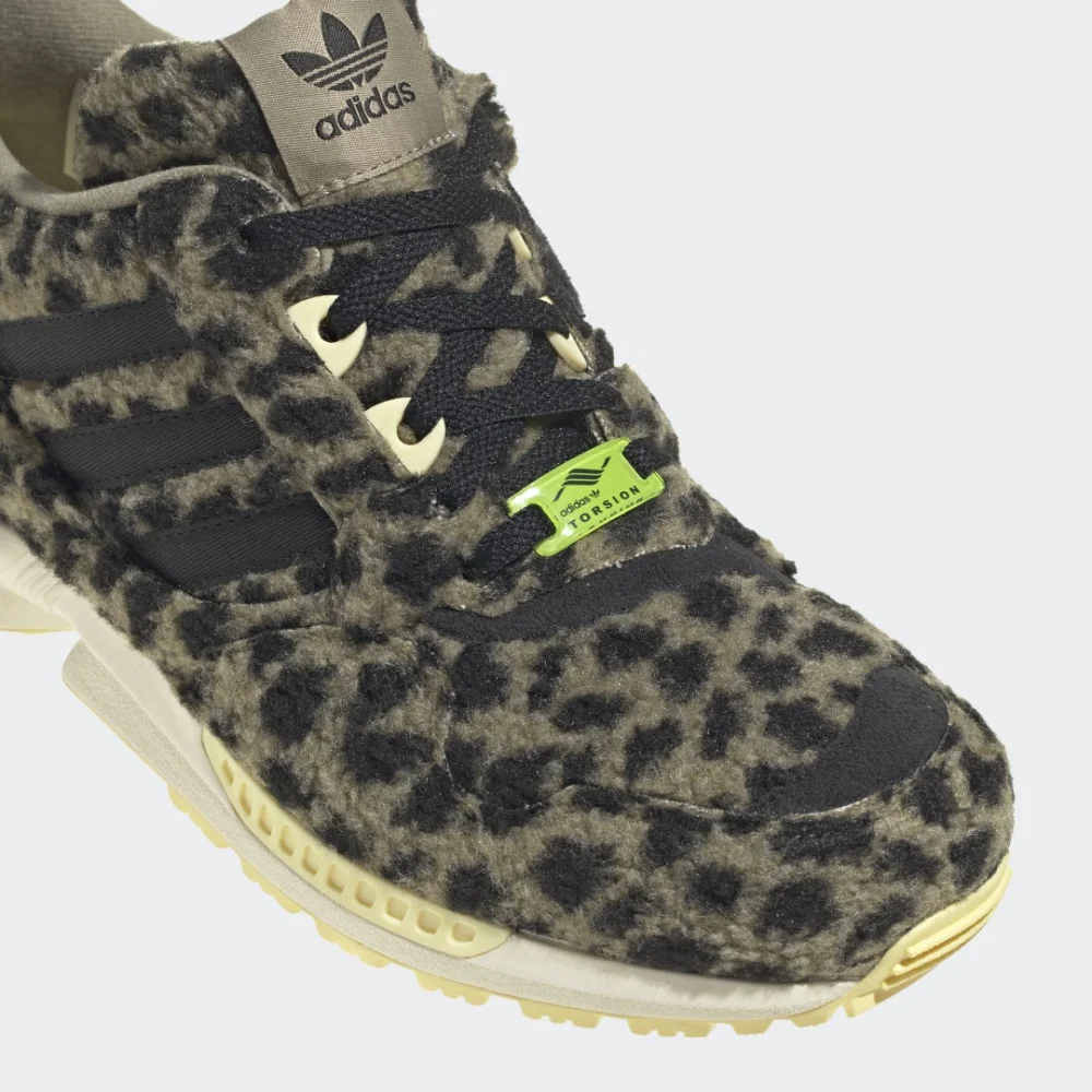 adidas ZX 9020 GX2019 / grün