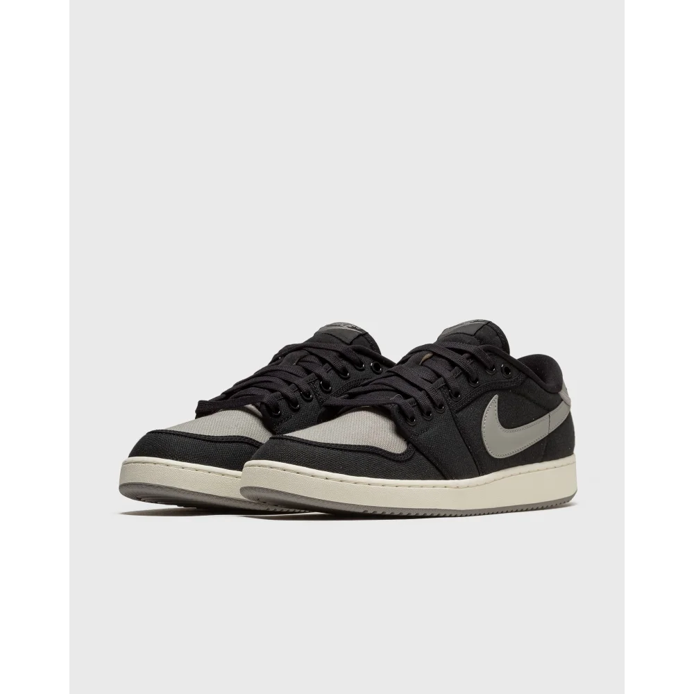 NIKE JORDAN 1 KO Low DX4981 002 / schwarz
