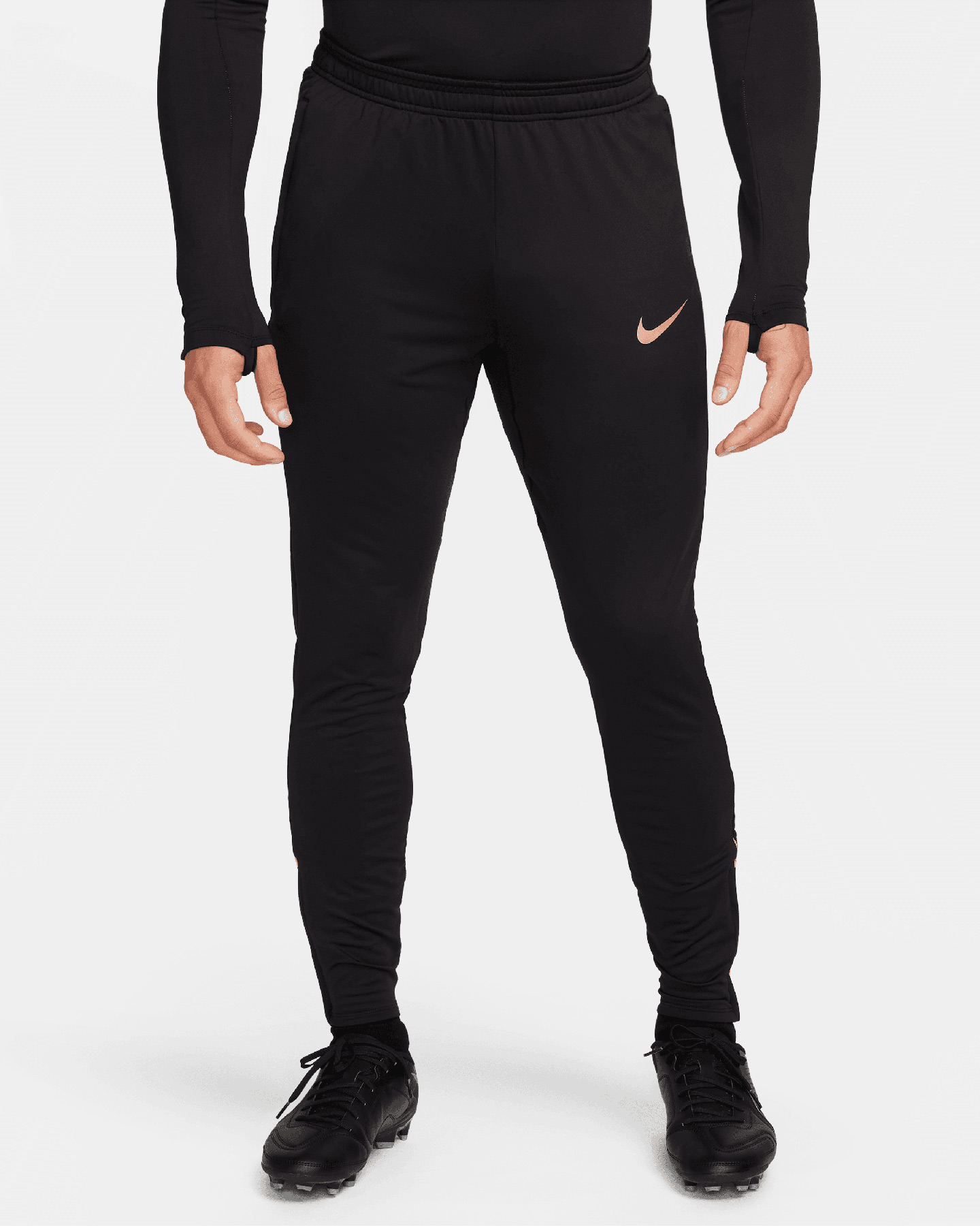 Futbalové šortky Nike Strike Dri Fit M FN2405-011