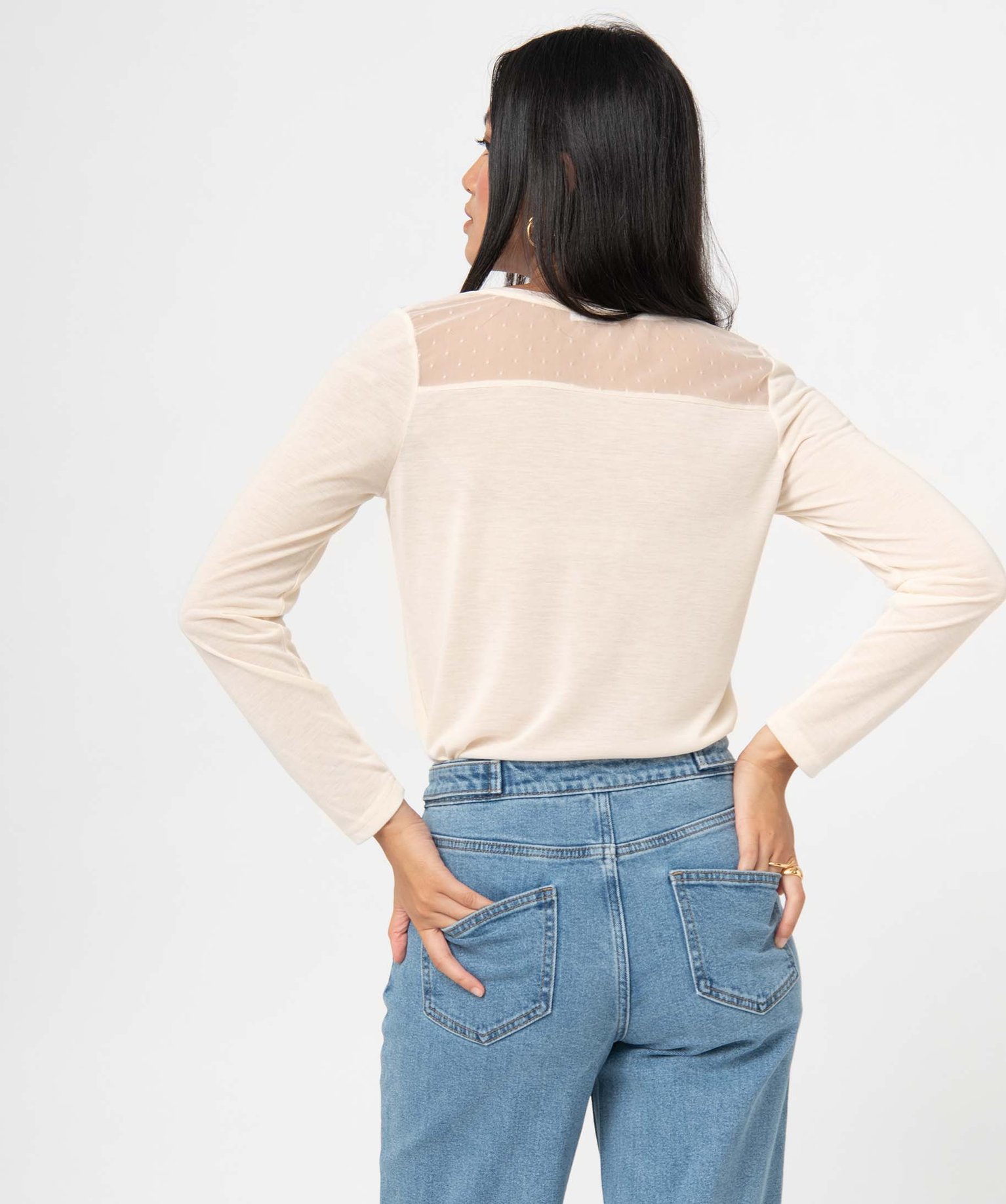 Tee-shirt femme à manches longues avec tulle dans le haut d... ecru | GEMO