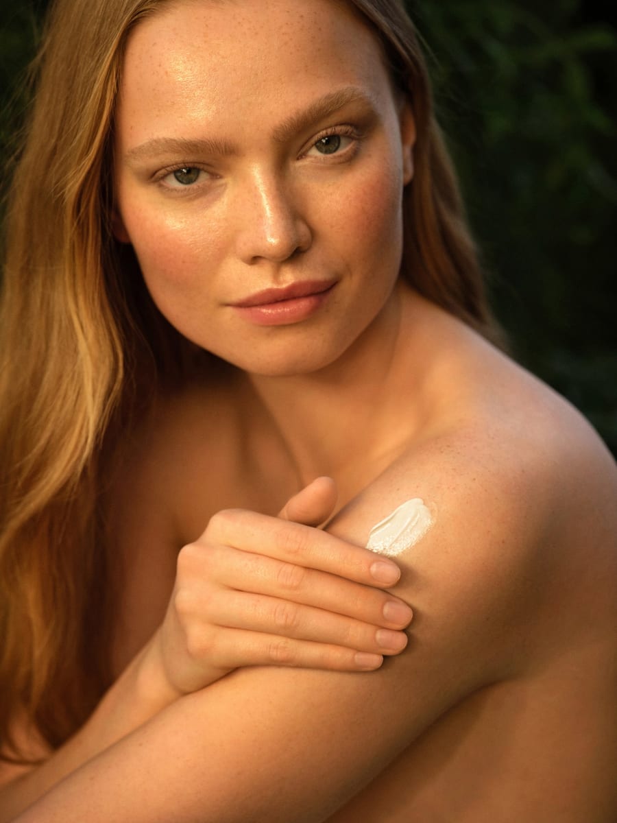 Körperbutter Skin Food im Glastiegel, 150 ml