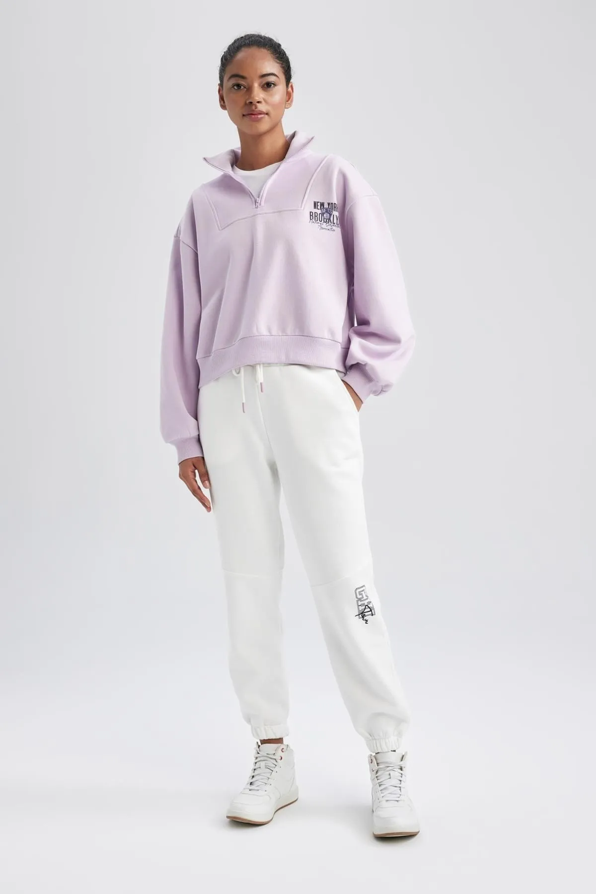 DeFacto  Passform: Lange Hose aus dickem Stoff mit Standard-Passform und Taschen