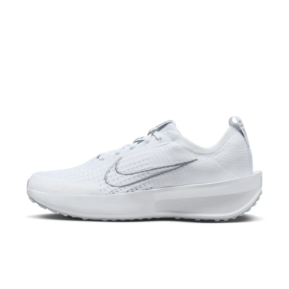 Nike Interact Run Stra FD2292-100 / weiss