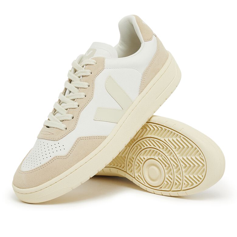Veja V-90 Leather extra-white pierre