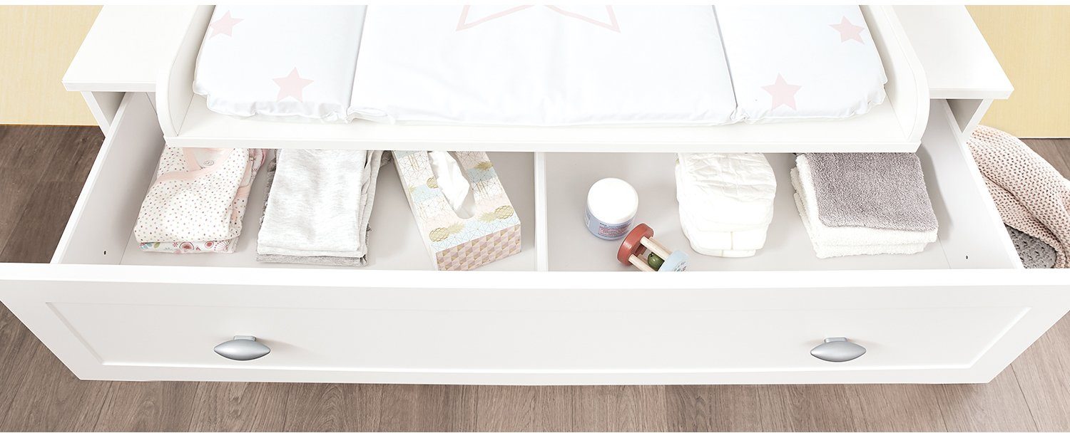 Pinolino® Babyzimmer-Komplettset Laura, breit groß, (Set, 3-St., Kinderbett, Schrank, Wickelkommode), mit Kinderbett, 3-trg. Schrank und breiter Wickelkommode
