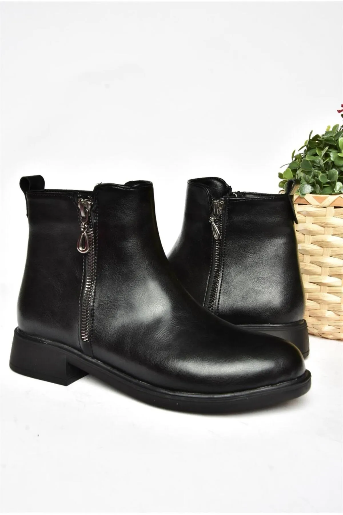 Fox Shoes  R374050409 Schwarze Damenstiefel mit niedriger Sohle