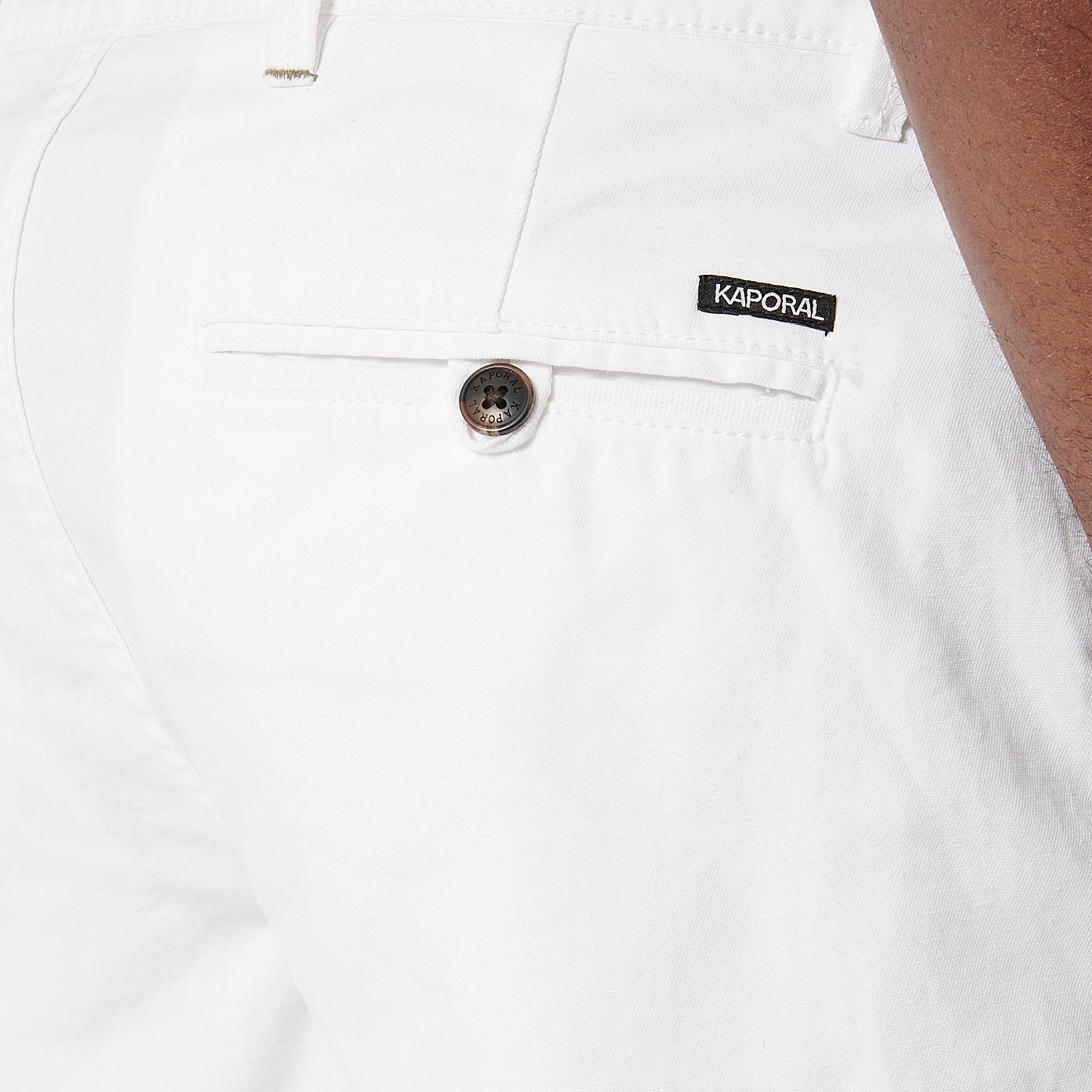 MARCO  Short blanc cargo homme en 100% coton