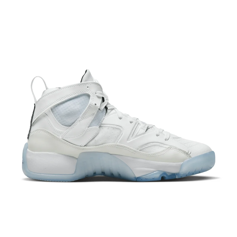 NIKE JORDAN Jumpman Two Trey DO1925-104 / weiss