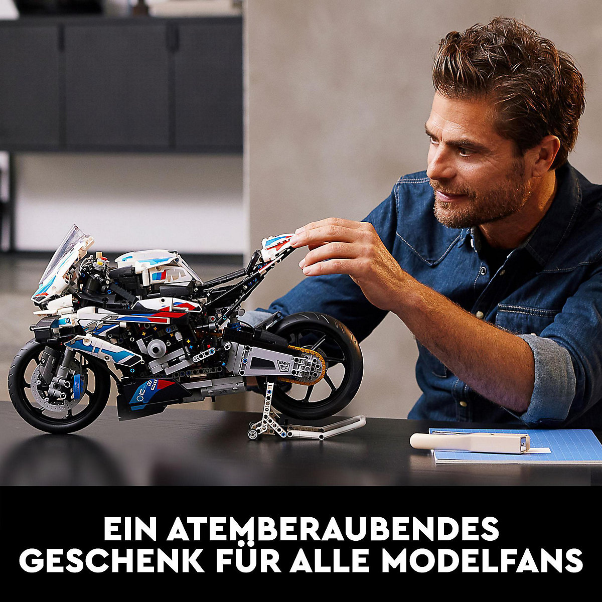 LEGO® Technic 42130 BMW M 1000 RR