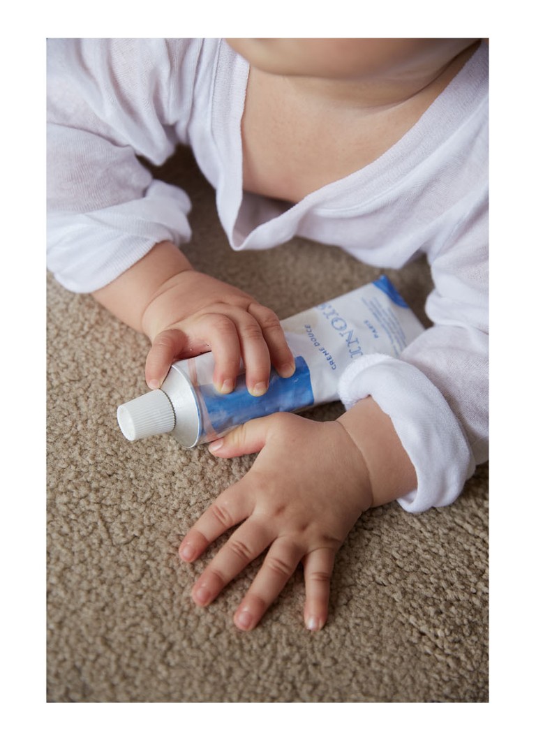Minois Paris Baby mitrinošs sejas un ķermeņa krēms 100 ml