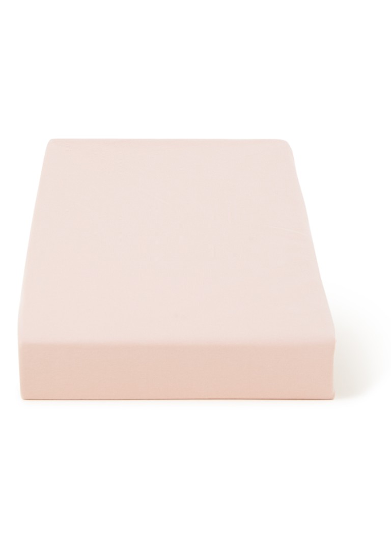 BeddingHouse Dutch Design -muotoiltu lakana luomupuuvillasekoitteesta, kulman korkeus 28 cm