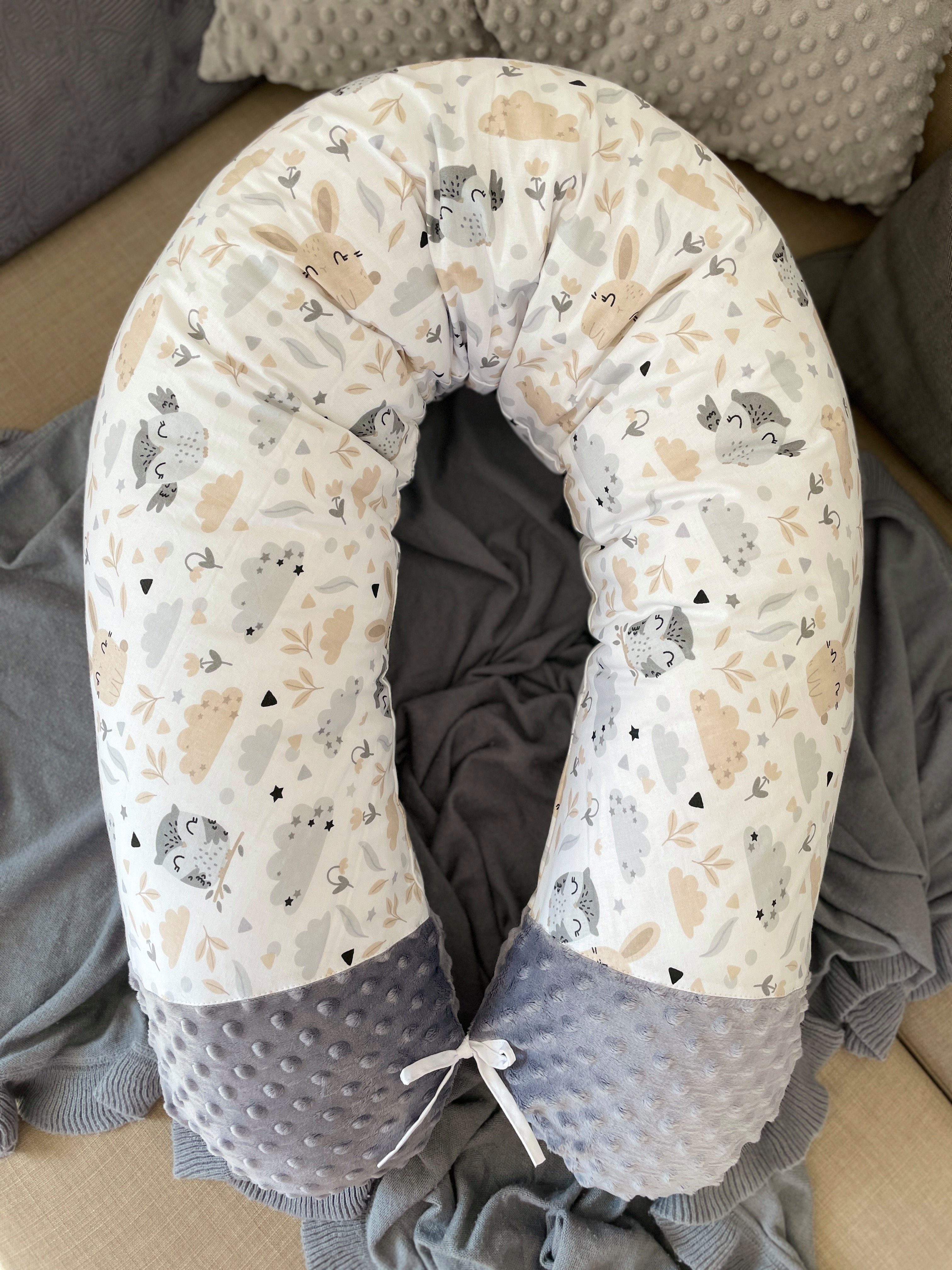 Loolay Stillkissen MINKY Graphit/ HASE Beige Stillkissen Schwangerschaftskissen, Seitenschläferkissen ink. MINKY/ Baumwolle BEZUG (mit Reißverschluss), Perfekt Original Geschenk!, LOOLAY® - 100% Europäische Stoffe und Kleinserien-Nähen!