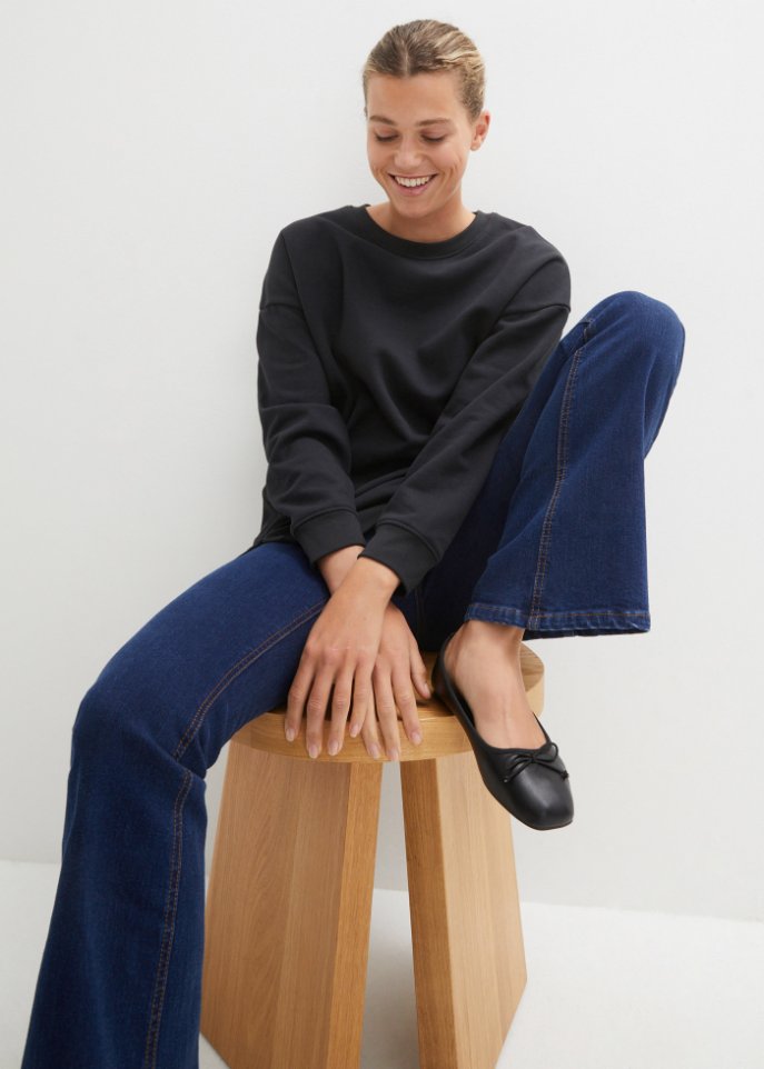 Oversize Sweatshirt mit Schlitzdetail