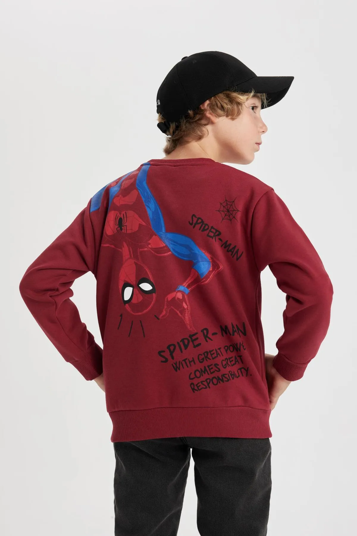 DeFacto  Dickes Marvel Spiderman-Sweatshirt mit Rundhalsausschnitt für Jungen