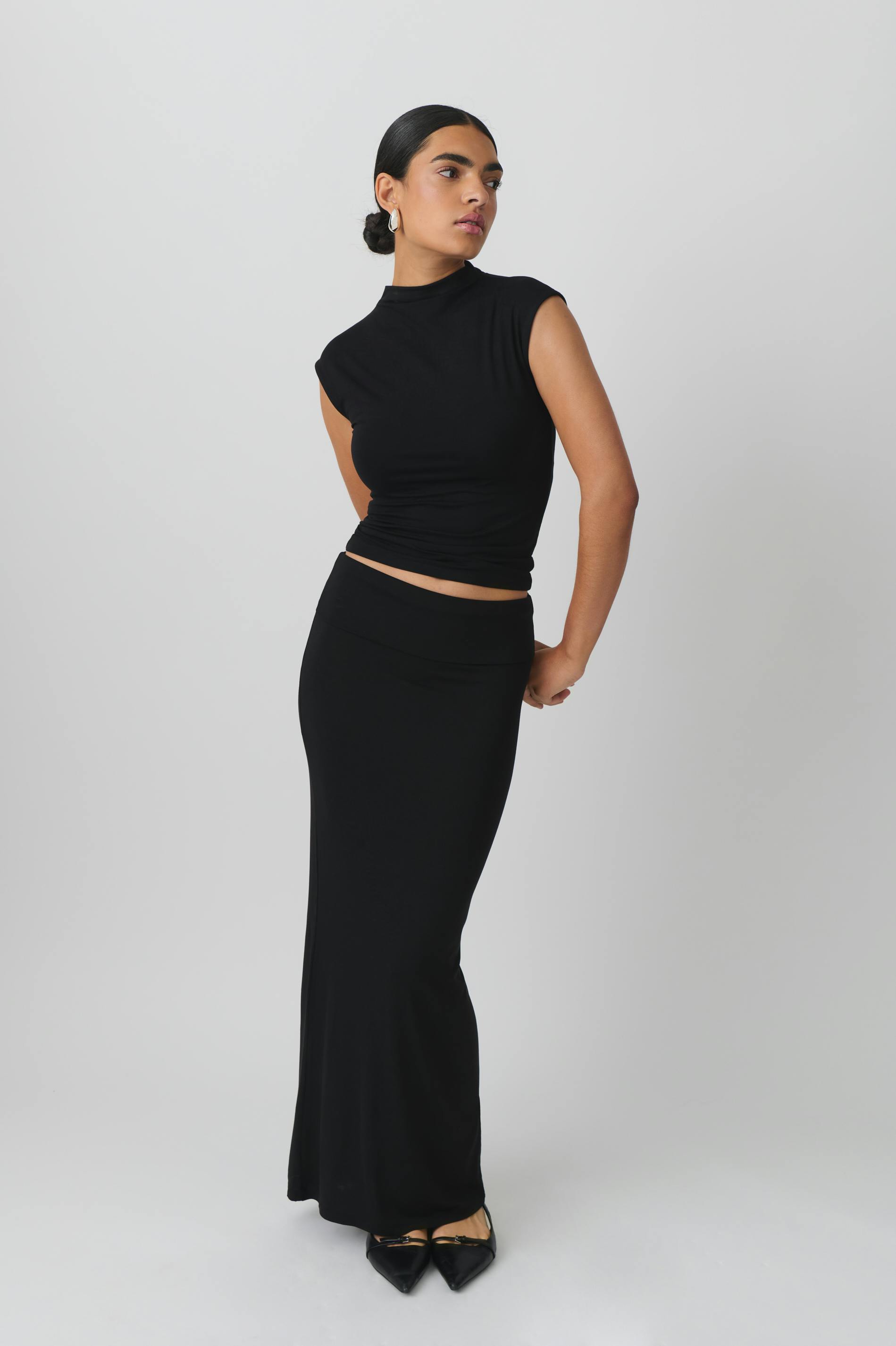 Soft touch folded maxi skirt