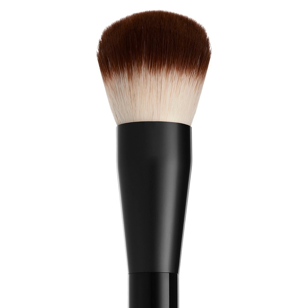 NYX Professional Makeup daudzfunkcionāls sapludināšanas rīks