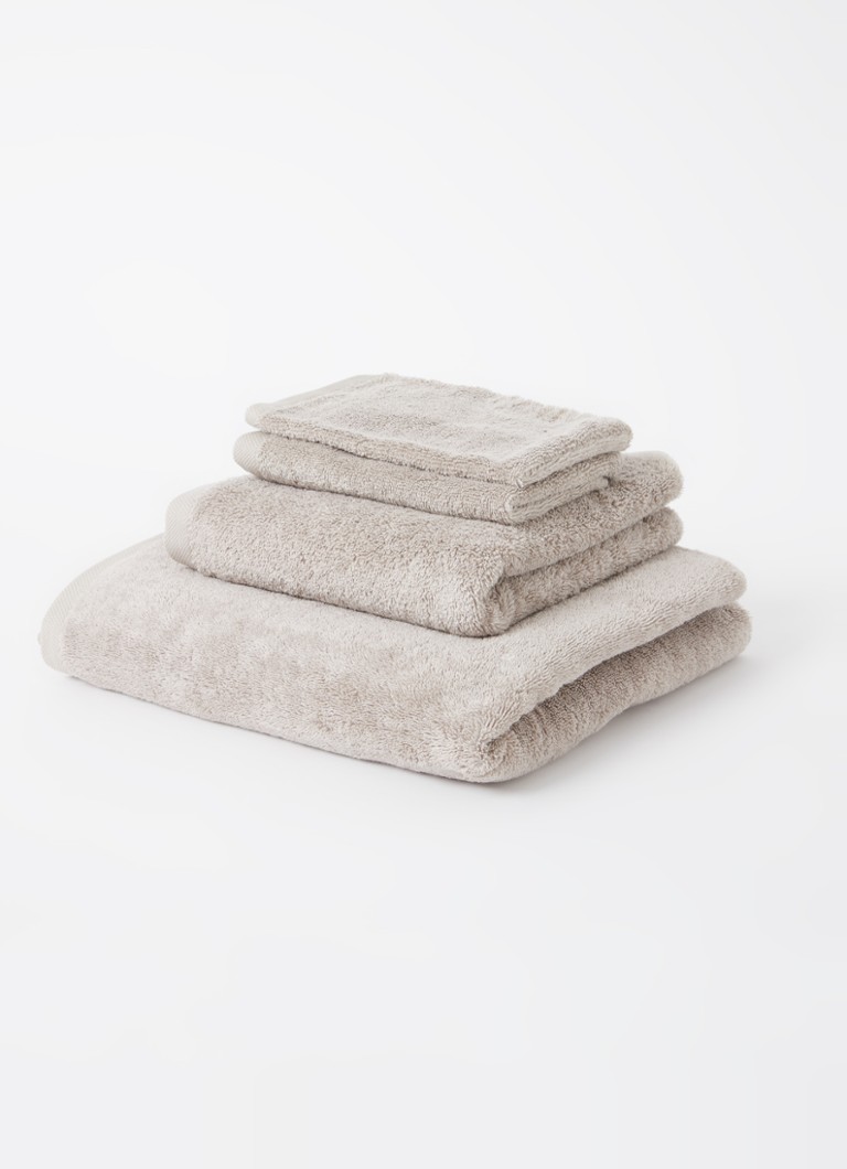 Prosop de baie Aquanova London din bumbac egiptean - 600 g/m² - 55 x 100 cm