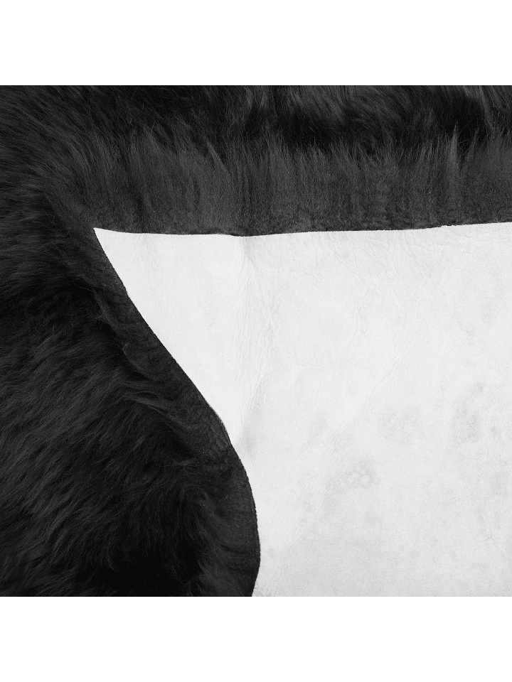 Beliani Schaffell ULURU in Schwarz - (W) 65 x (H) 8 x (L) 100 cm günstig kaufen onesize