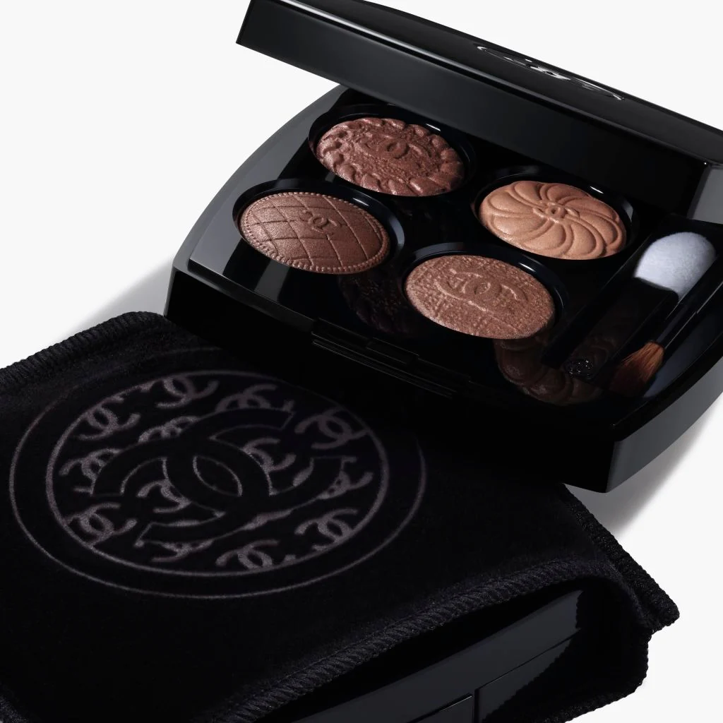 LES 4 OMBRES BOUTONS - FARD DE OCHI CU EFECTE MULTIPLE
