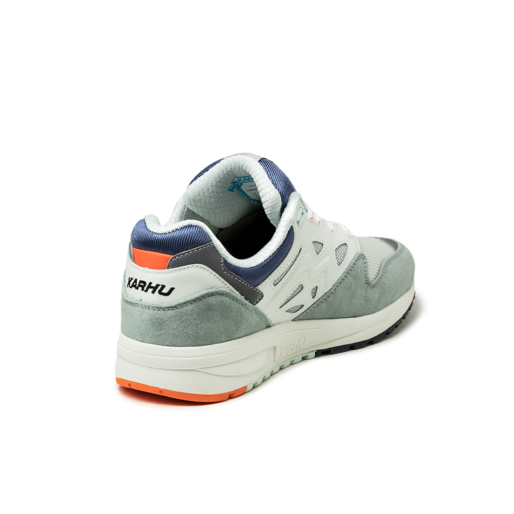 Karhu Legacy 96 F806029 / grau